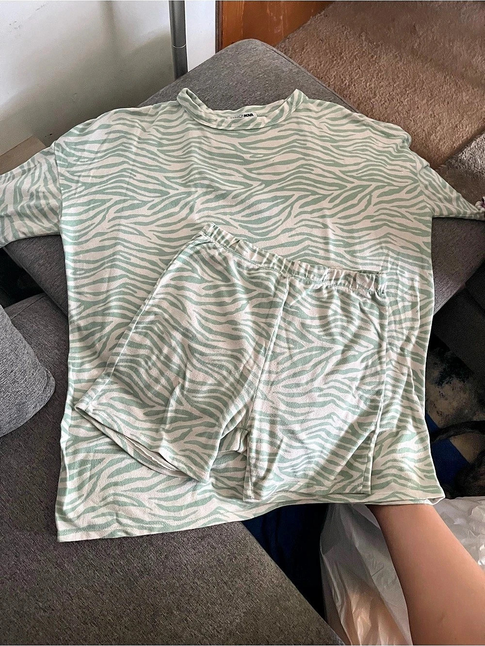 Green & White Zebra Print Top and Shorts Set